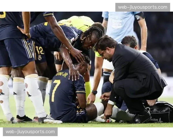 西甲客场战绩分化明显，皇马7胜领跑&埃尔切至今未胜