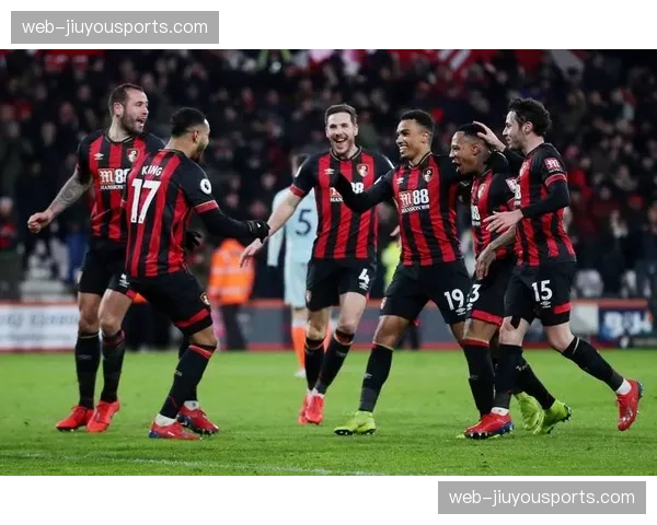 伯恩茅斯伊劳拉延续对曼联不败 战术针对性部署效果显著 伯恩茅斯伊劳拉延续对曼联不败 战术针对性部署效果显著